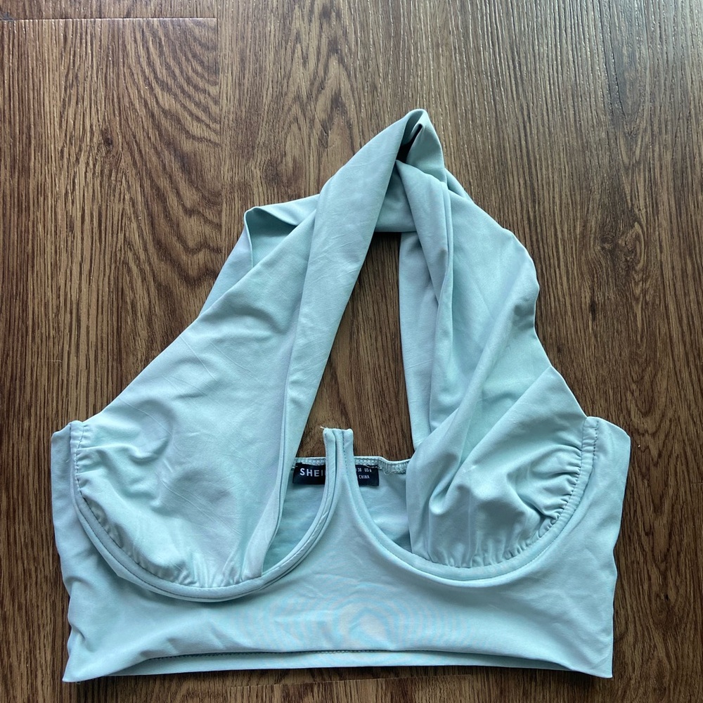 Criss cross Halter top